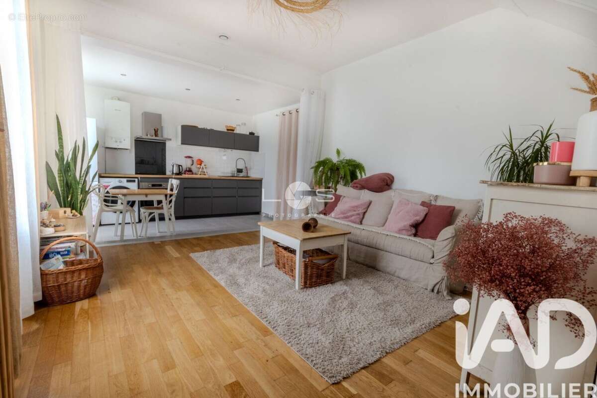 Photo 3 - Maison à ROISSY-EN-BRIE