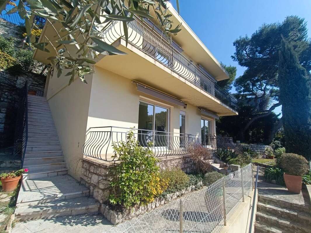 Maison à VILLEFRANCHE-SUR-MER