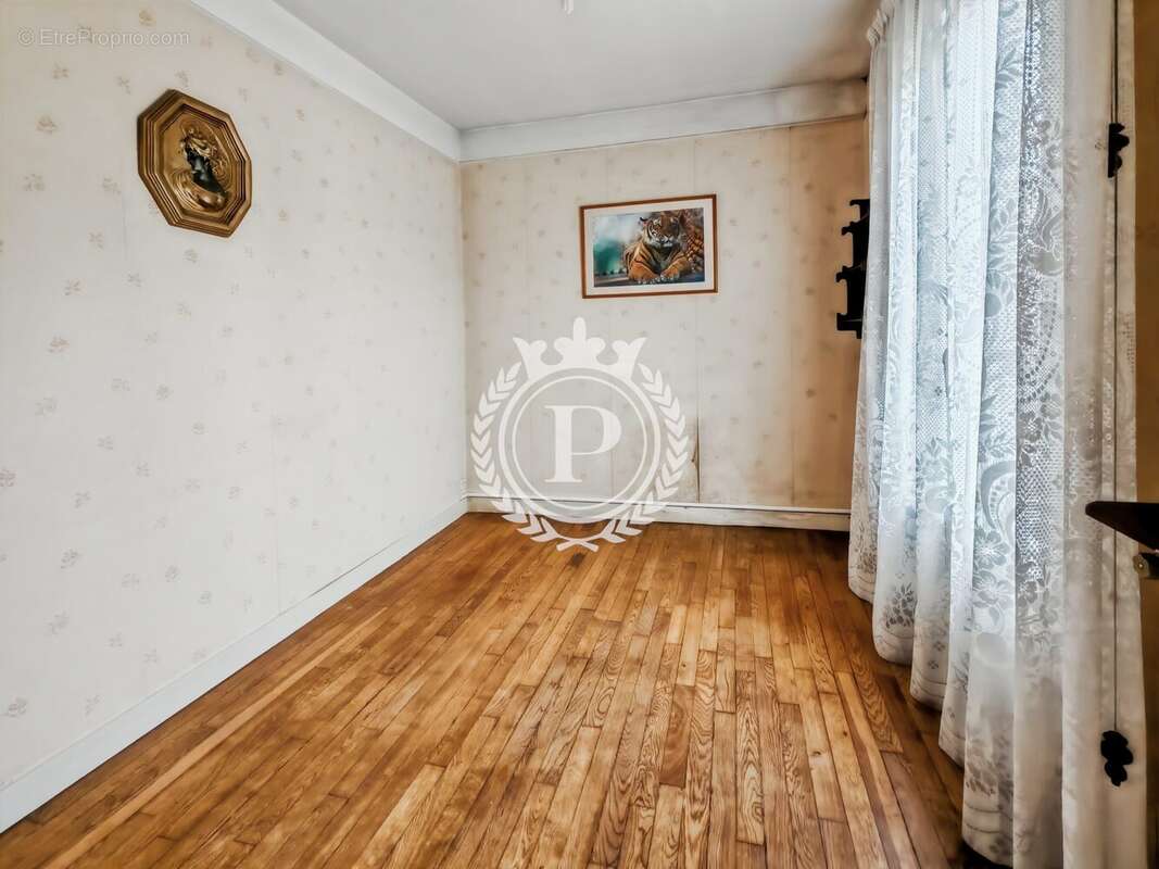 Maison à NEUILLY-SUR-MARNE