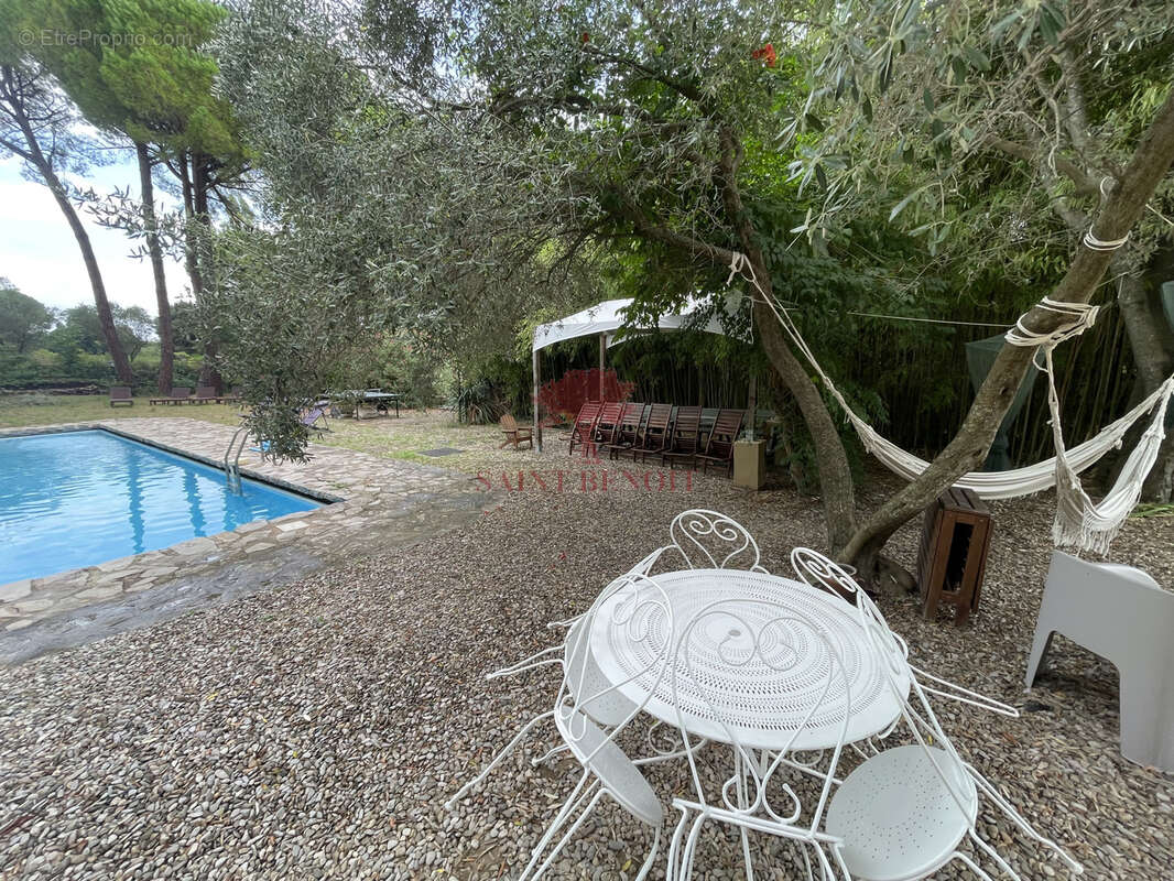 LE POUGET Propriété Agricole de 21143 m2 avec tennis et piscine et terrain de pétanque. - photo 40