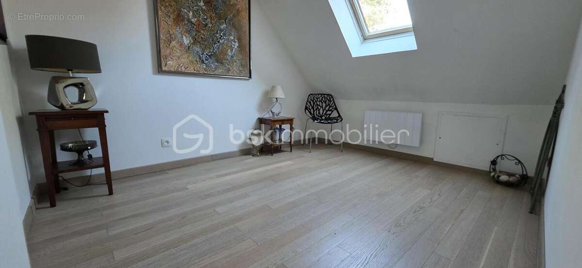 Maison à VULAINES-SUR-SEINE