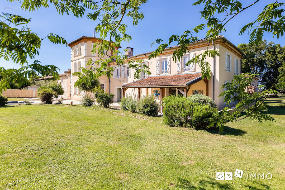 Autre à SALLES-SUR-GARONNE