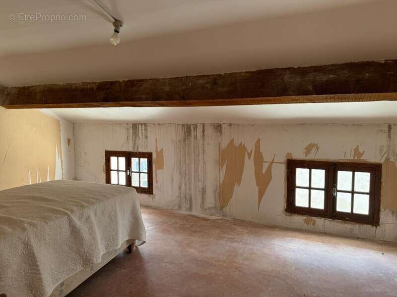 Maison à MOUTHOUMET