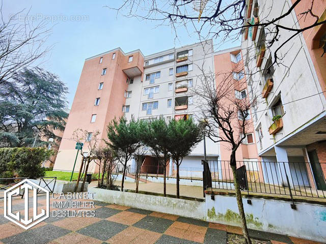 Appartement T3 à Clichy-sous-Bois - photo 2