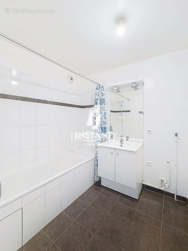 Appartement à SAINT-DENIS