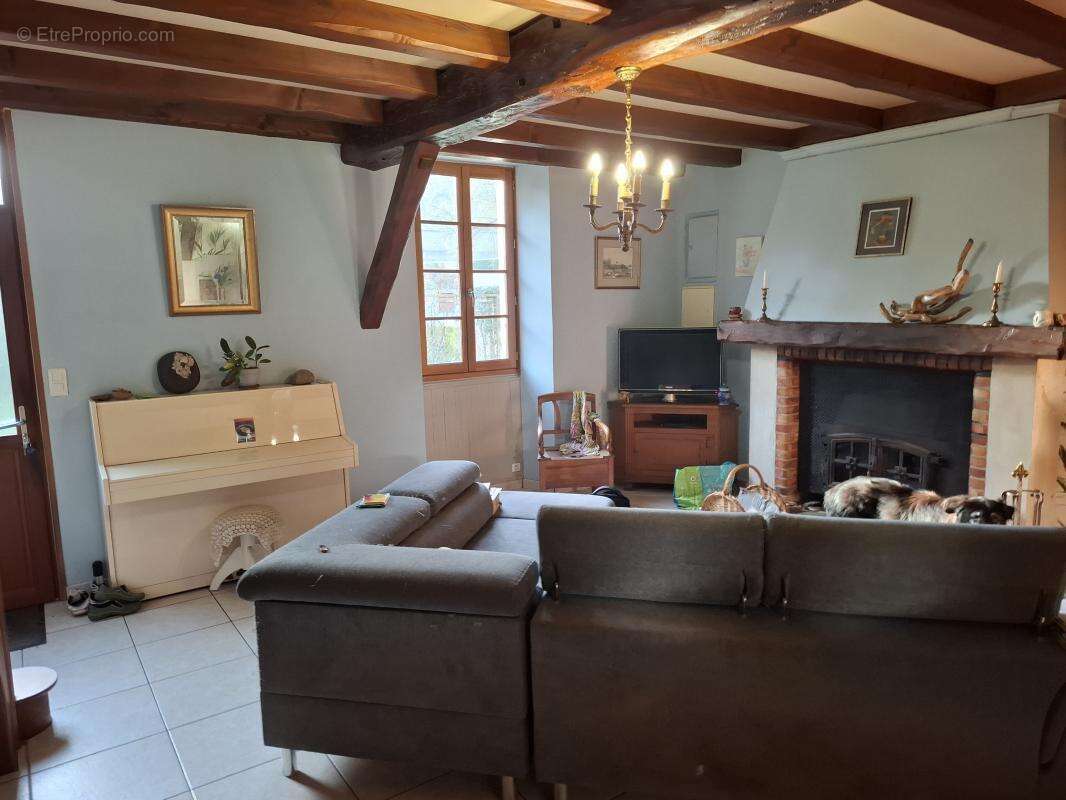 Maison à CHANIERS