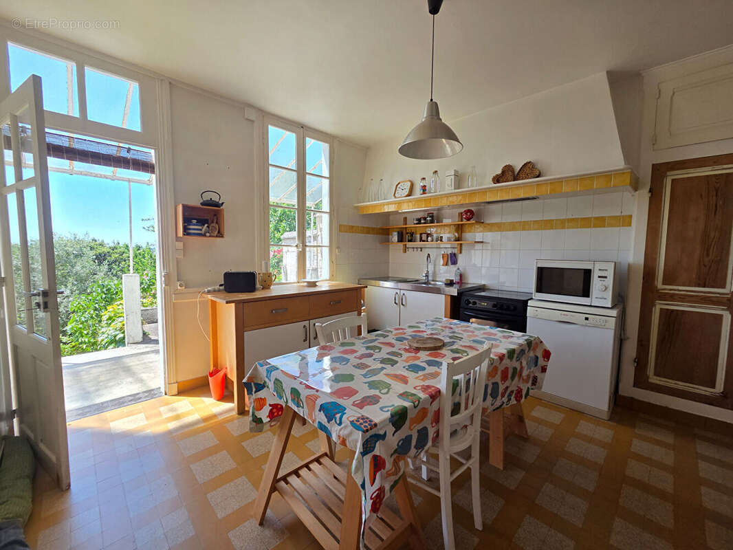 Maison Angouleme 8 pièce(s) 153 m2 - photo 6