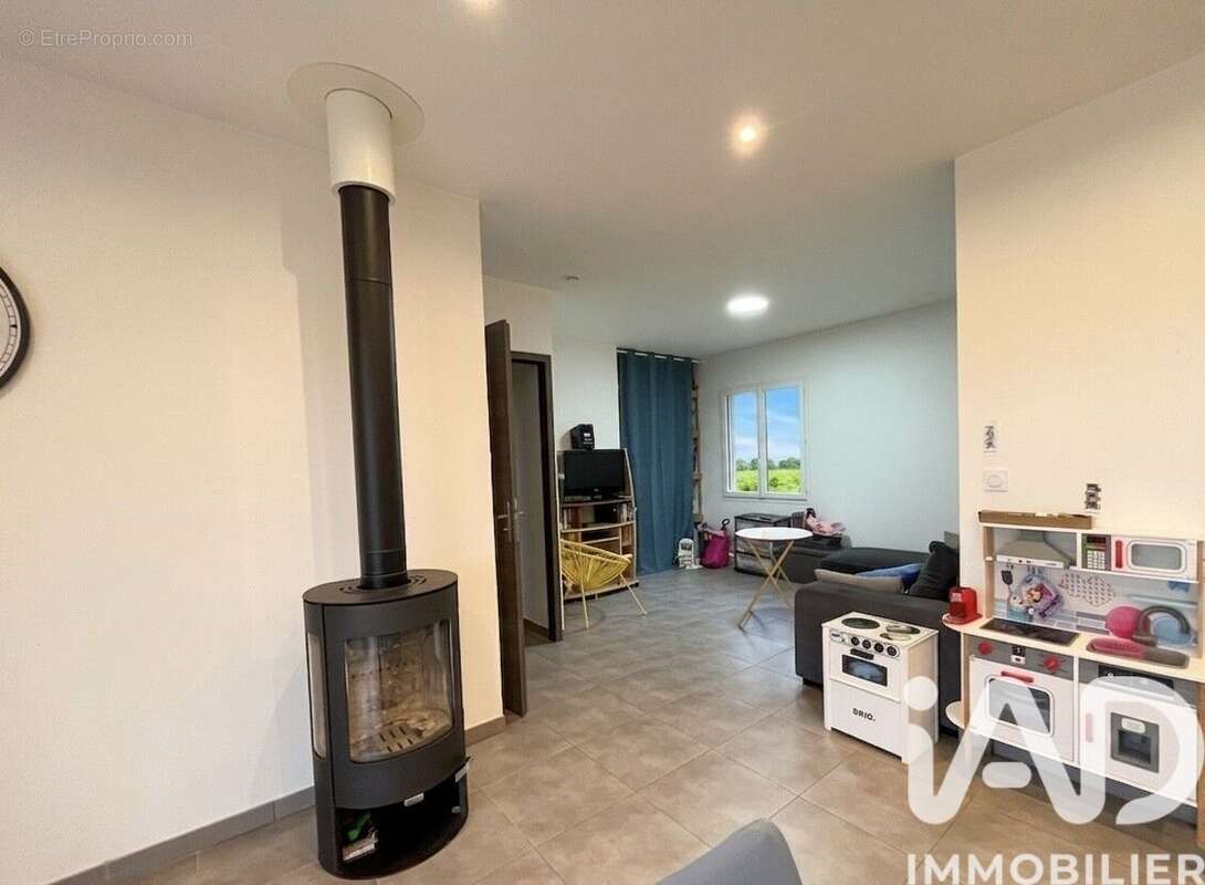 Maison 116 m² à Les Pins  - photo 5