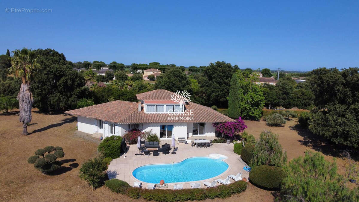 Villa T5, terrain constructible, vue montagne - photo 12