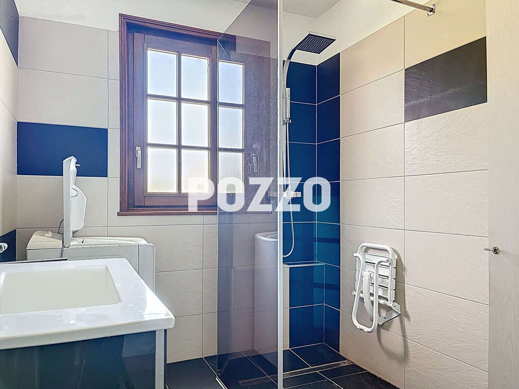 Maison Gavray Sur Sienne 6 pièces 108.5 m2 environ 4996m² de terrain - photo 6