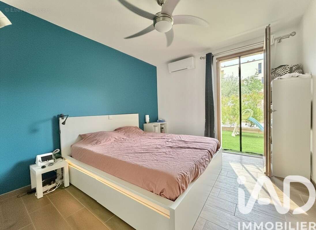 Photo 8 - Appartement à CHATEAUNEUF-LE-ROUGE