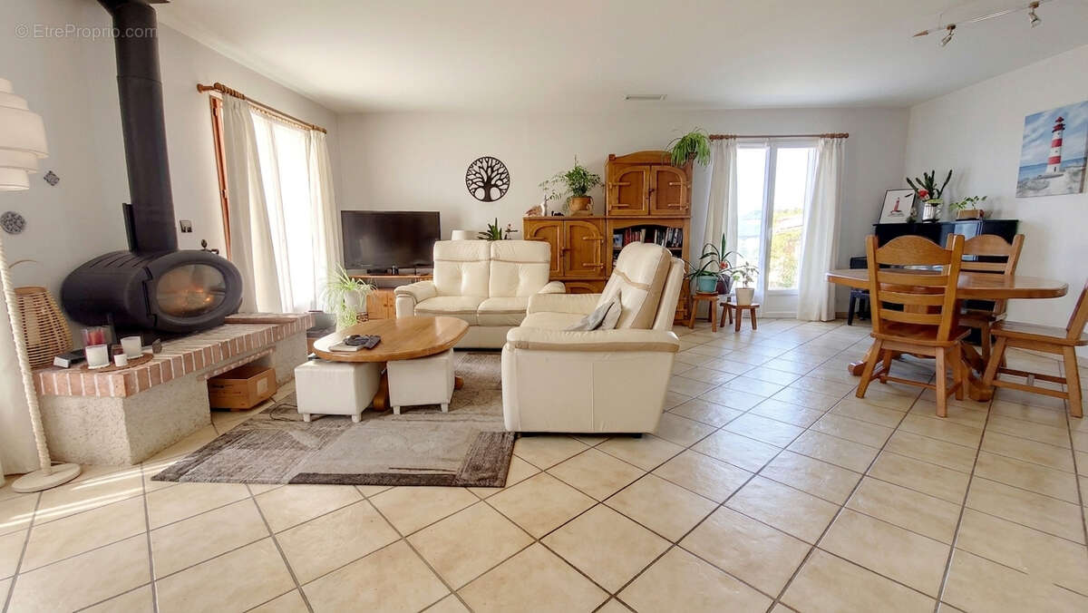 Maison à LE TAILLAN-MEDOC