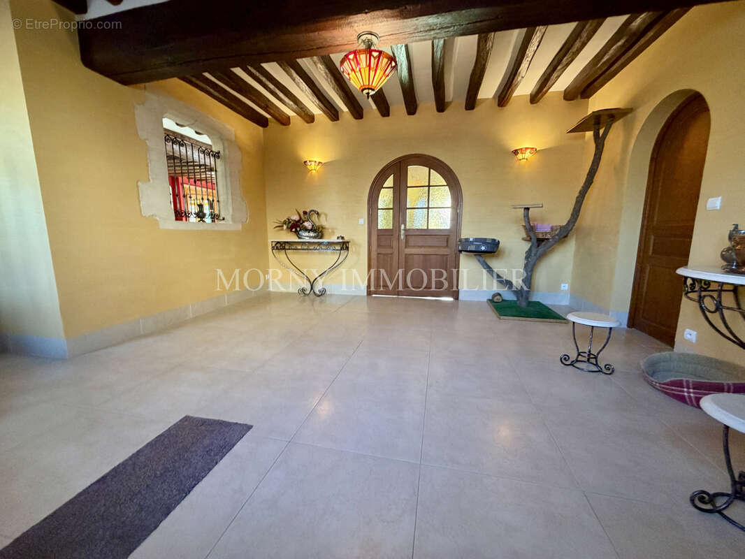 Maison à SAINTE-OPPORTUNE-LA-MARE