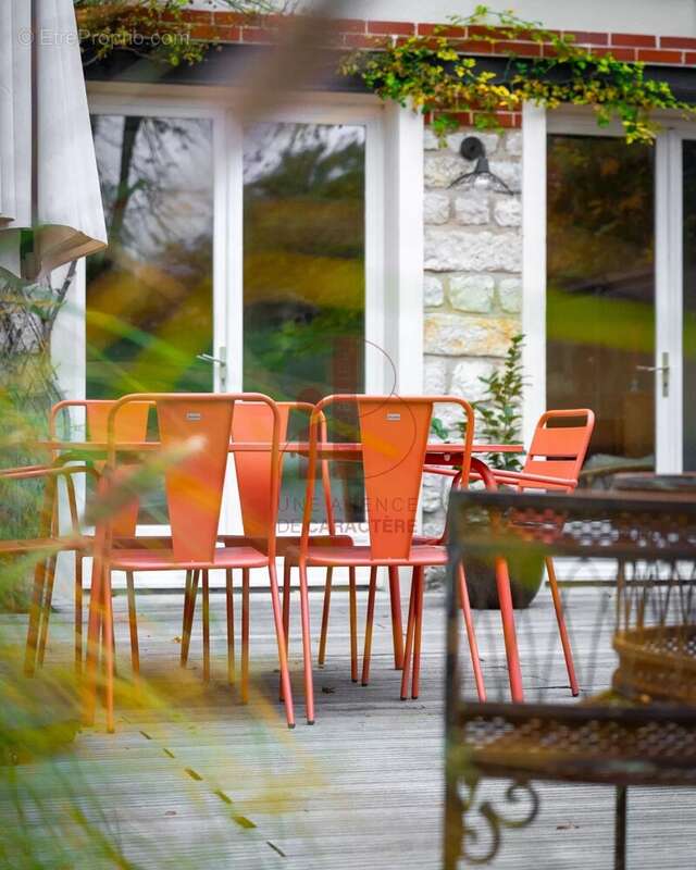 Maison à FONTAINEBLEAU