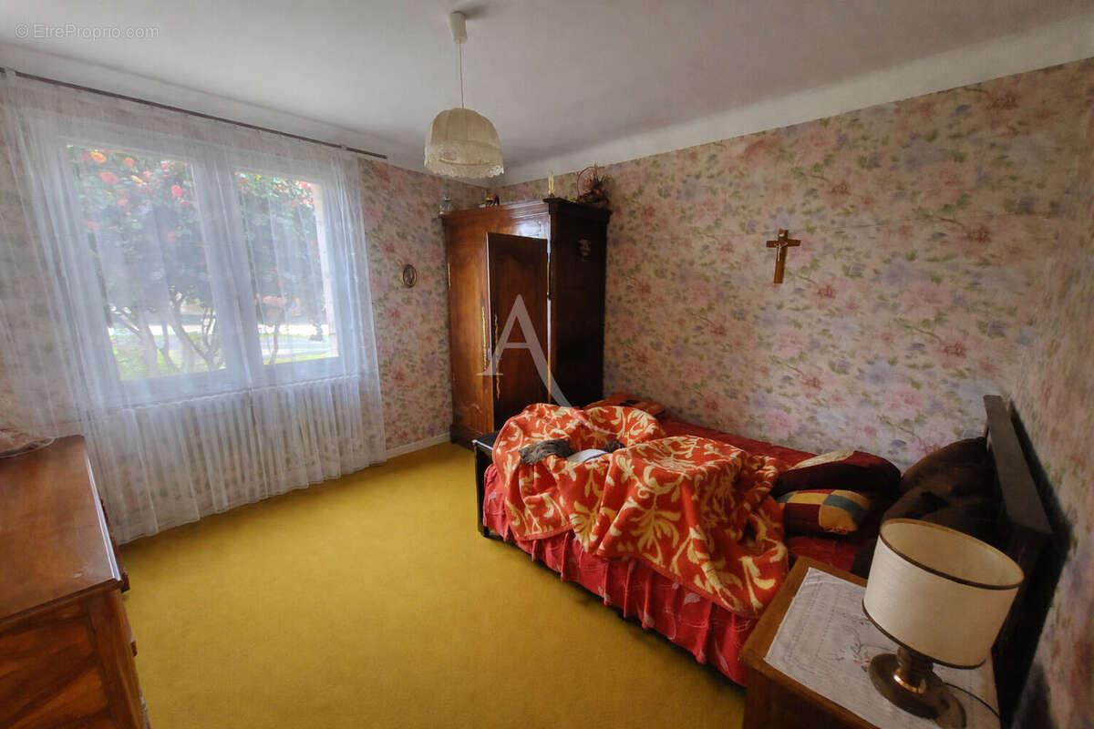 Maison à MARSAC-SUR-DON