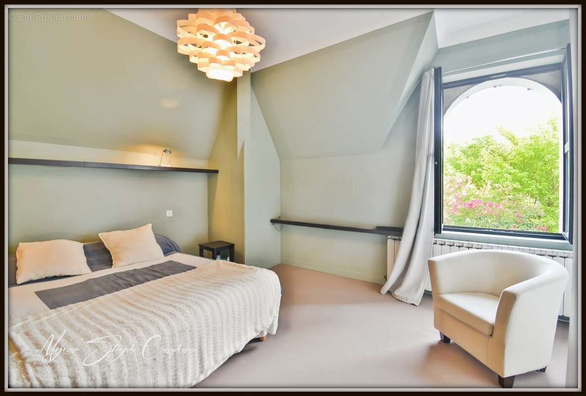 Maison de caractère à vendre 12 pièces  (40) de 355 m² au coeur du centre-ville - photo 15