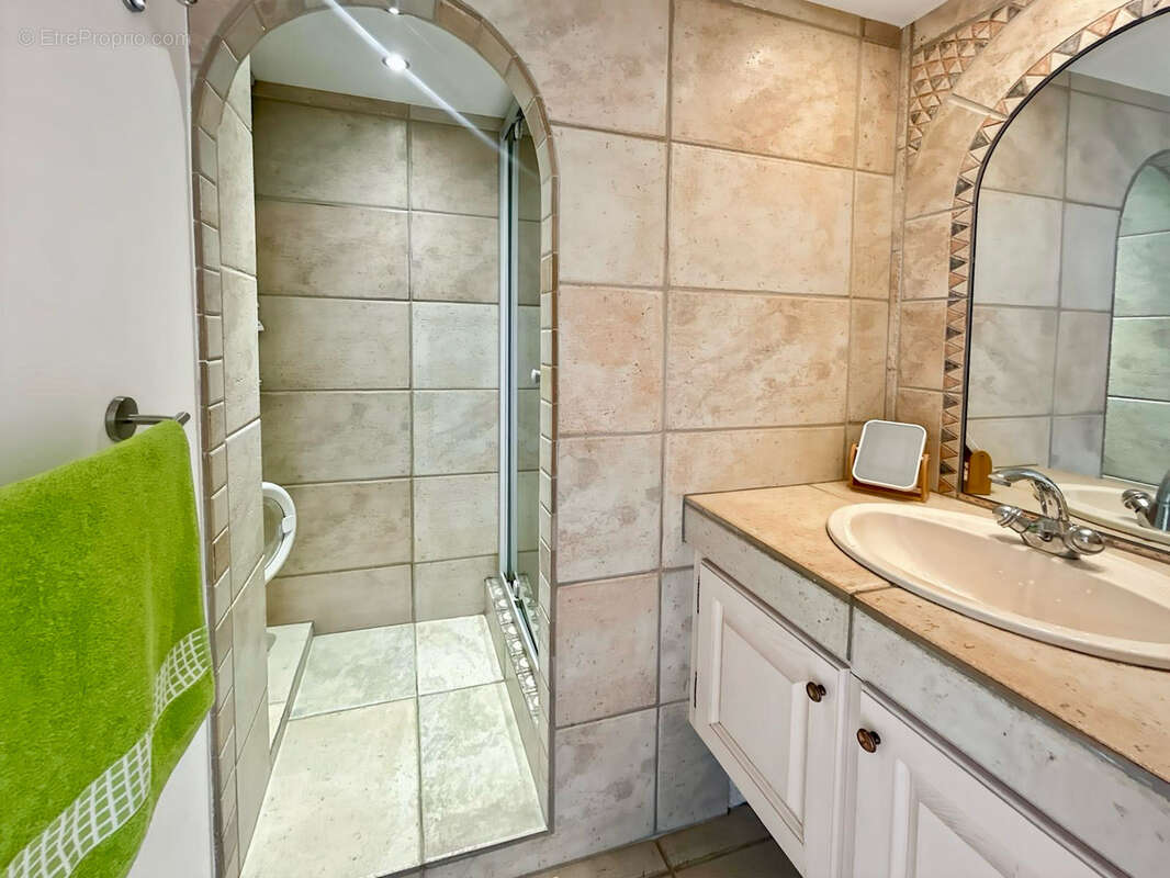 Appartement à GRIMAUD