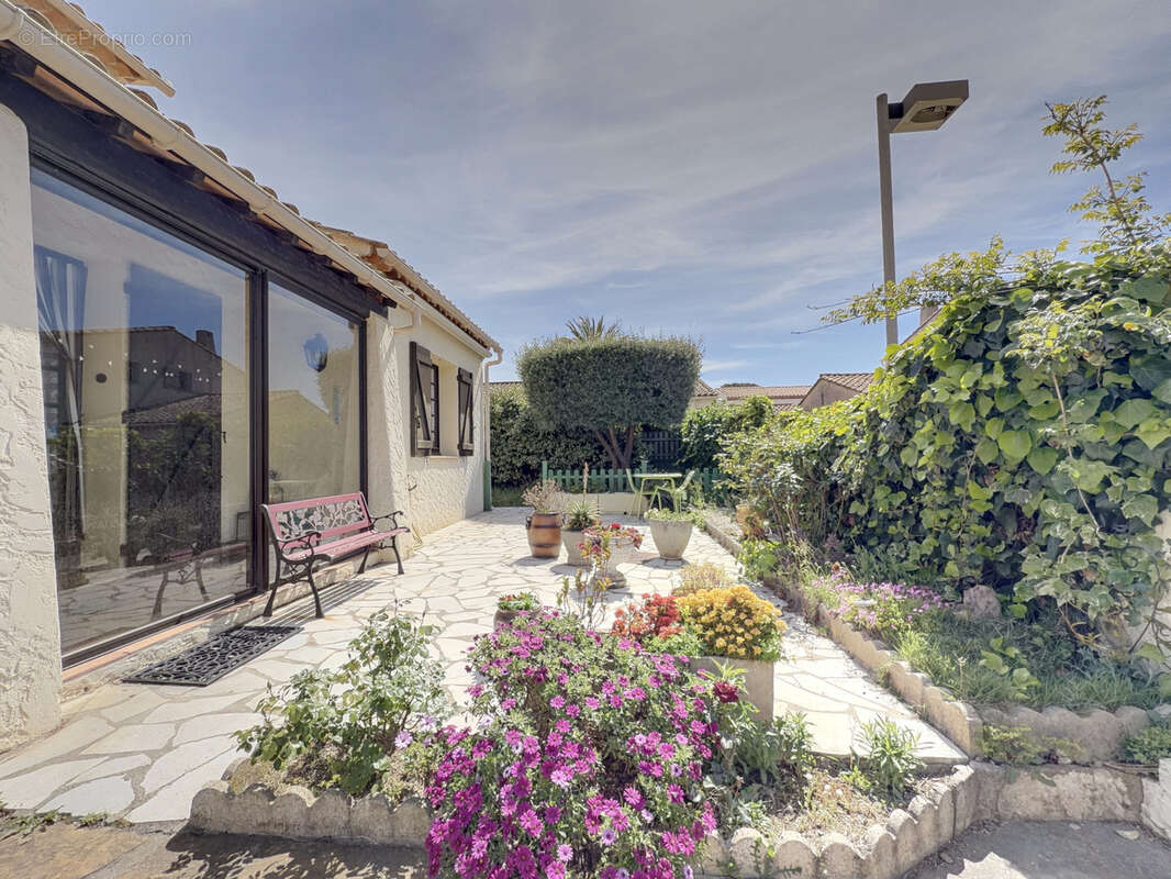Maison à SIX-FOURS-LES-PLAGES
