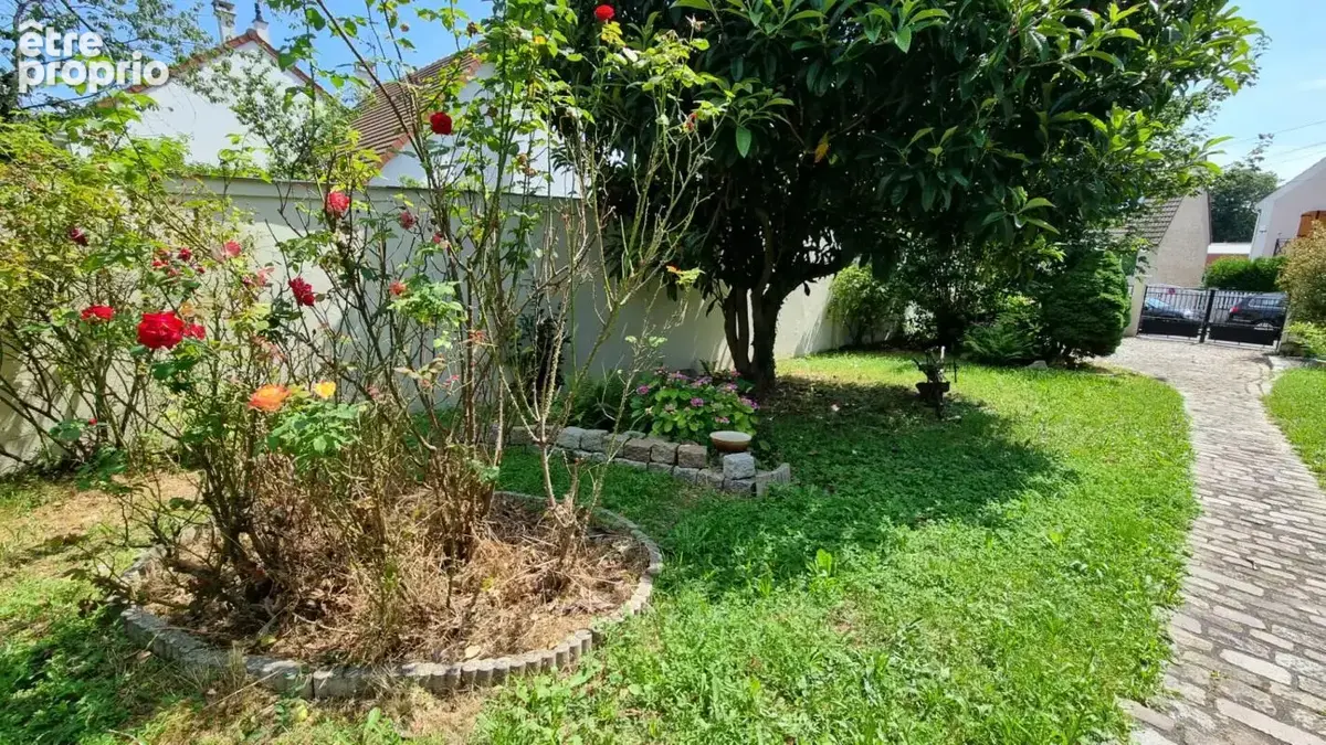 92220 - Bagneux Maison de 6 pièces - 147 m² -terrain de 800 m² - photo 13