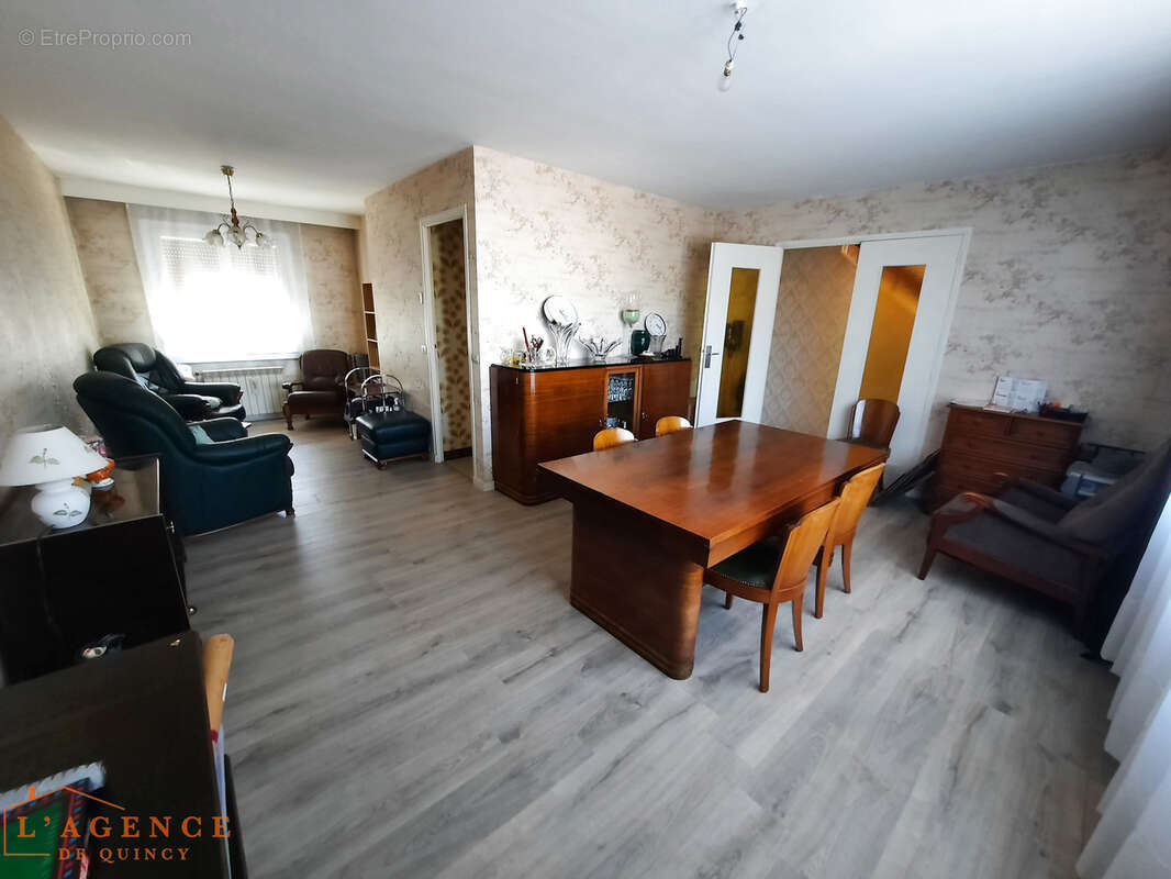 Maison avec sous-sol et jardin - photo 2