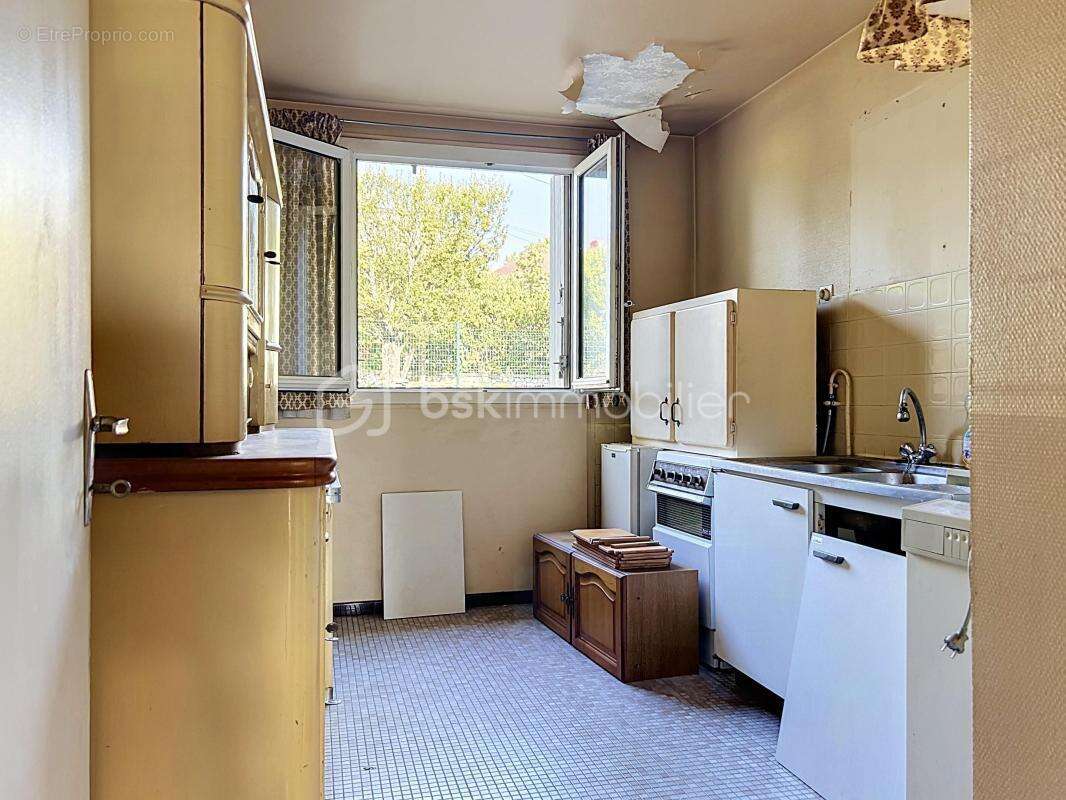 F3 de 69,23 m² avec box et cave – Une véritable opportunité - photo 10