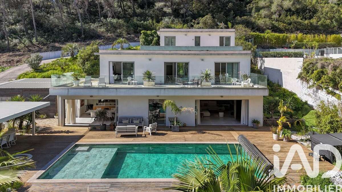 Photo 2 - Maison à BANDOL