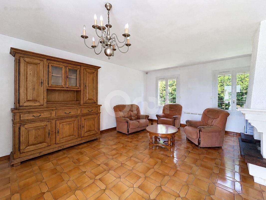 Maison à BREUIL-LE-VERT