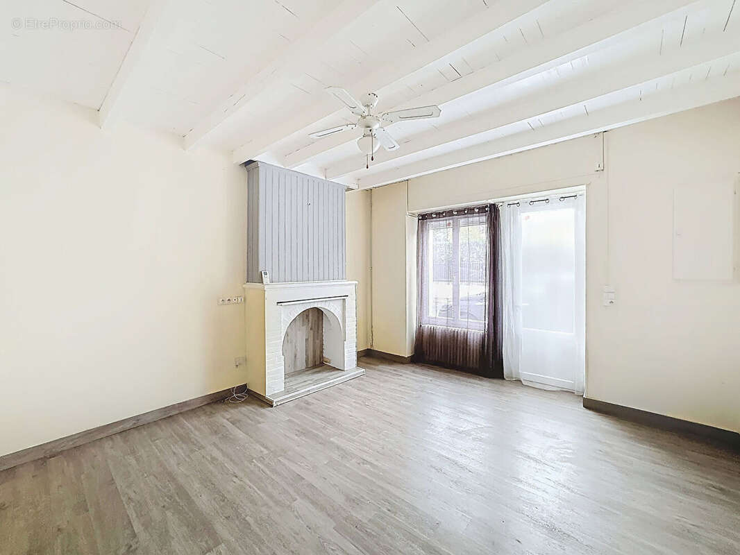 Maison à CHATEAUBERNARD