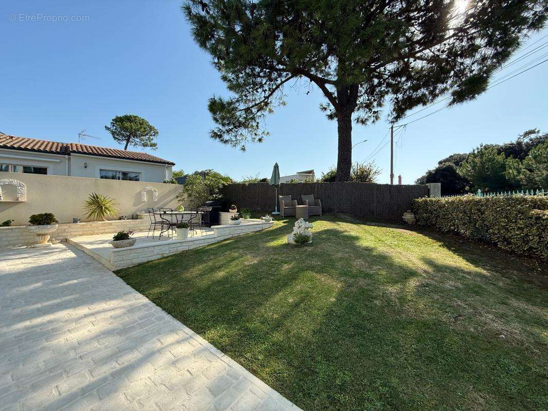 Maison à SAINT-PALAIS-SUR-MER