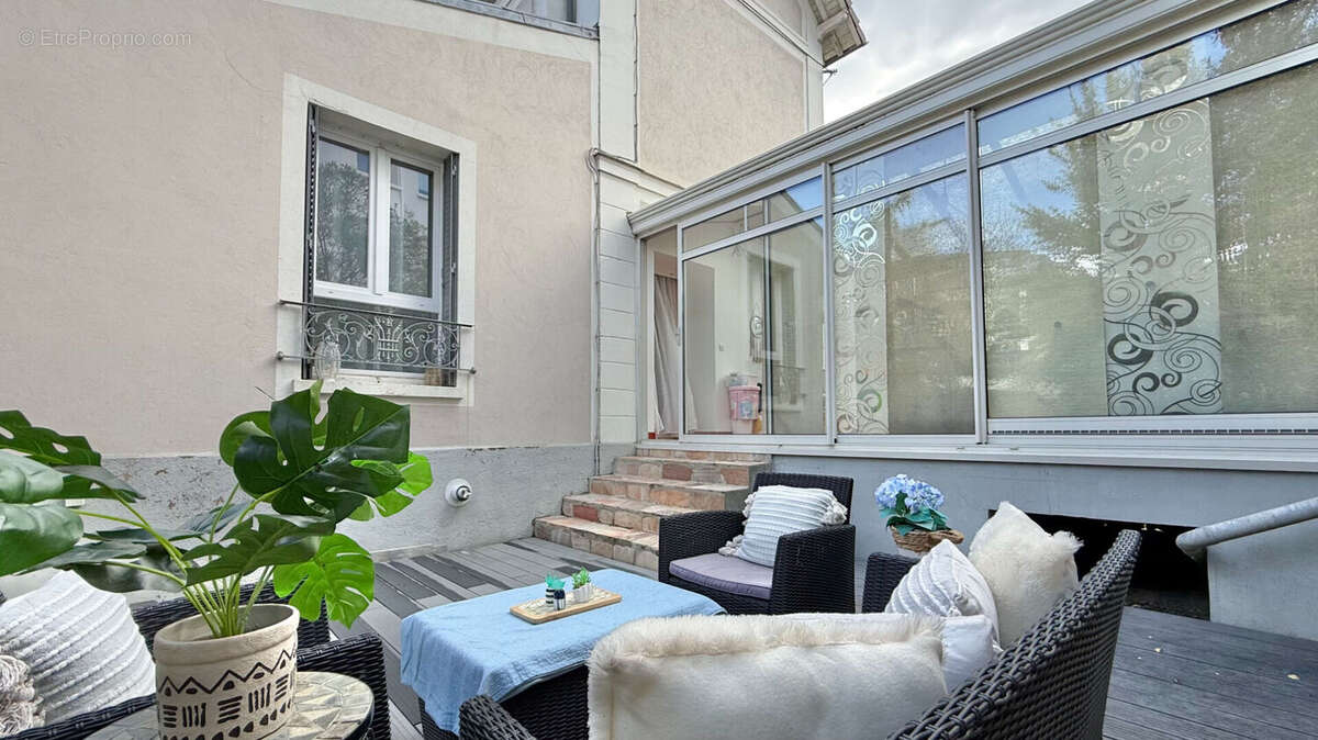 Maison à CORBEIL-ESSONNES