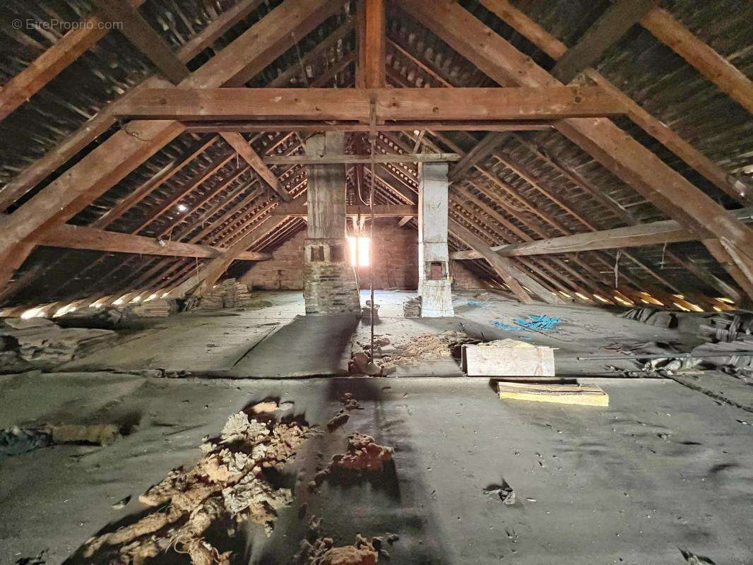 Appartement à LE PONT-DE-BEAUVOISIN