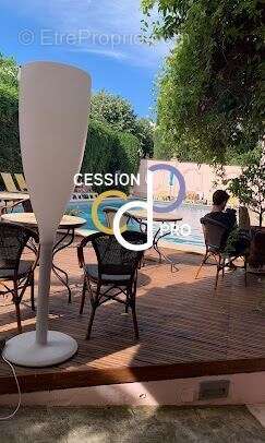 Hotel a vendre sur arles. - photo 2