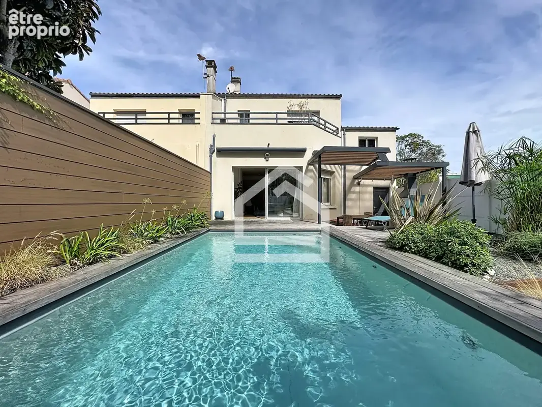 LE BOUSCAT - Maison familiale de 127 m2 - GARAGE - PISCINE - photo 2