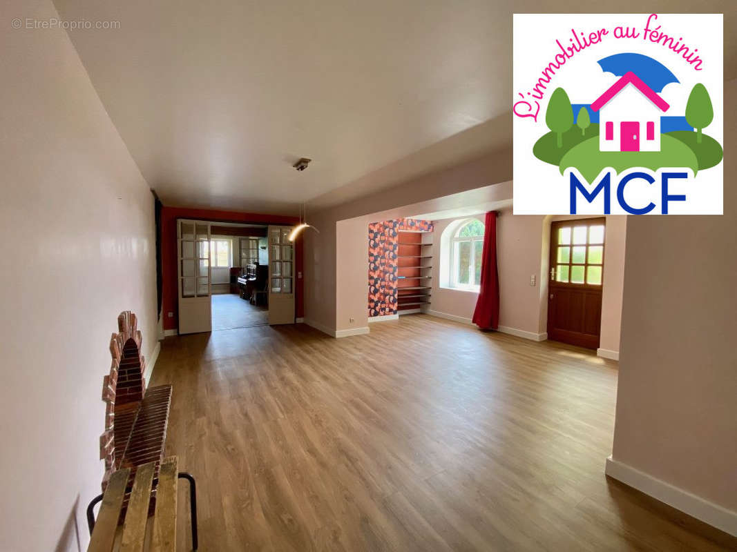 Maison à DAMMARTIN-EN-SERVE