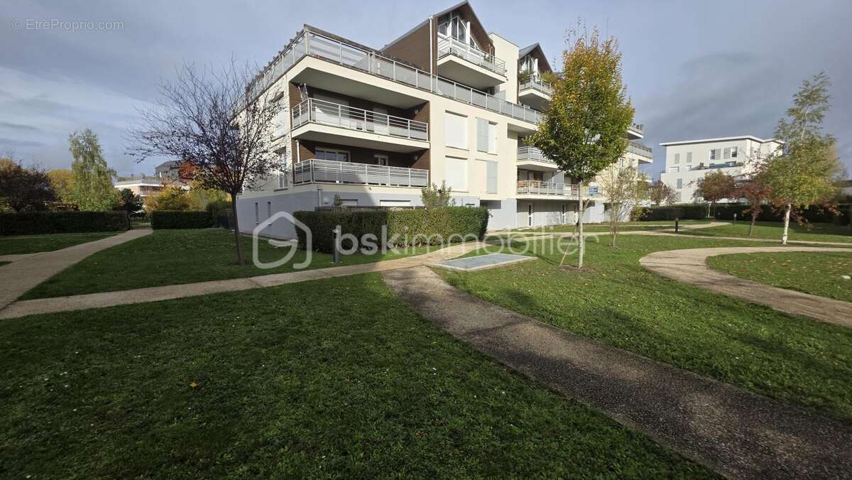 Appartement à LIEUSAINT