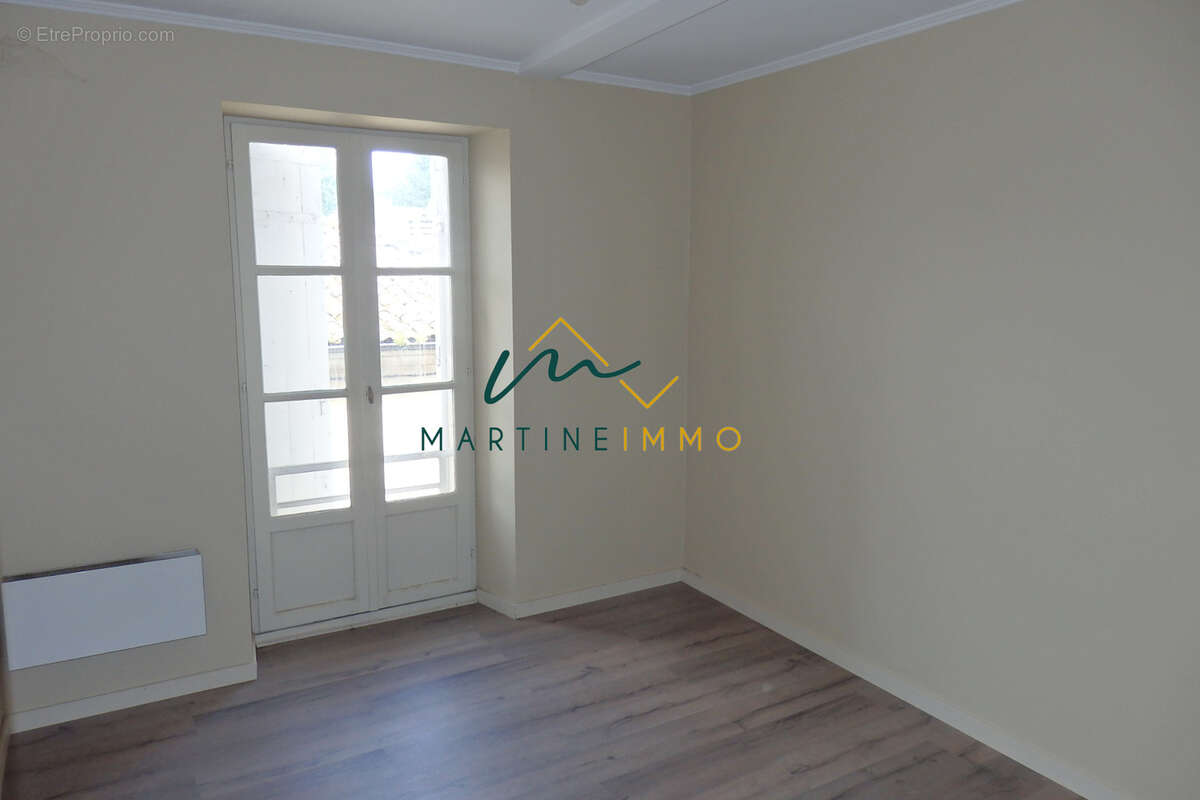 A vendre lots appartements + locaux a la reole - photo 3