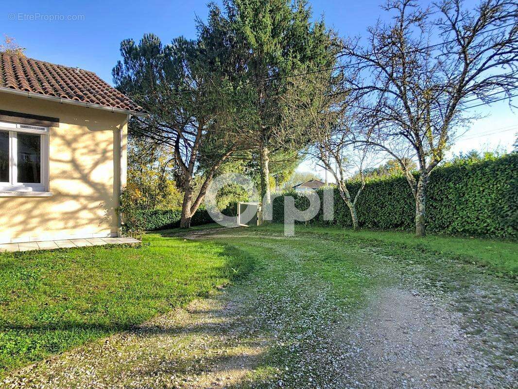 Maison à ANNESSE-ET-BEAULIEU
