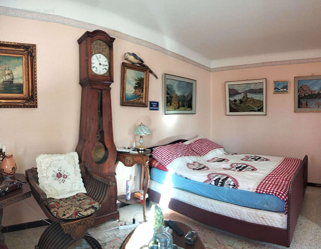 Maison à GRILLON