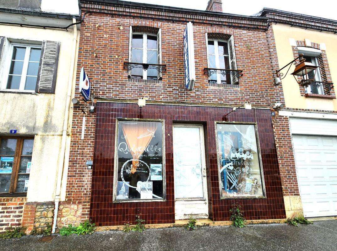 Appartement à DROUE
