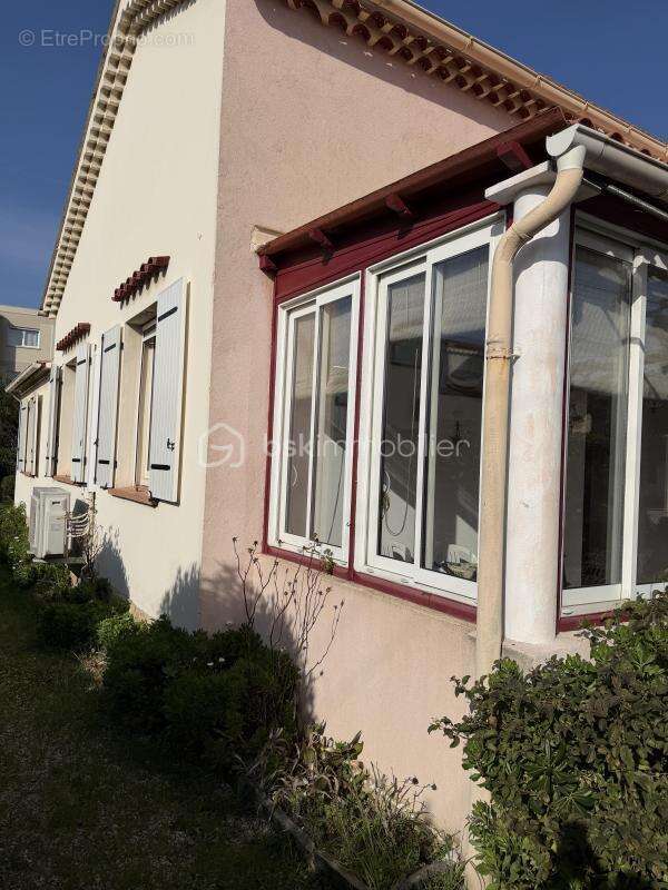 Maison à SIX-FOURS-LES-PLAGES
