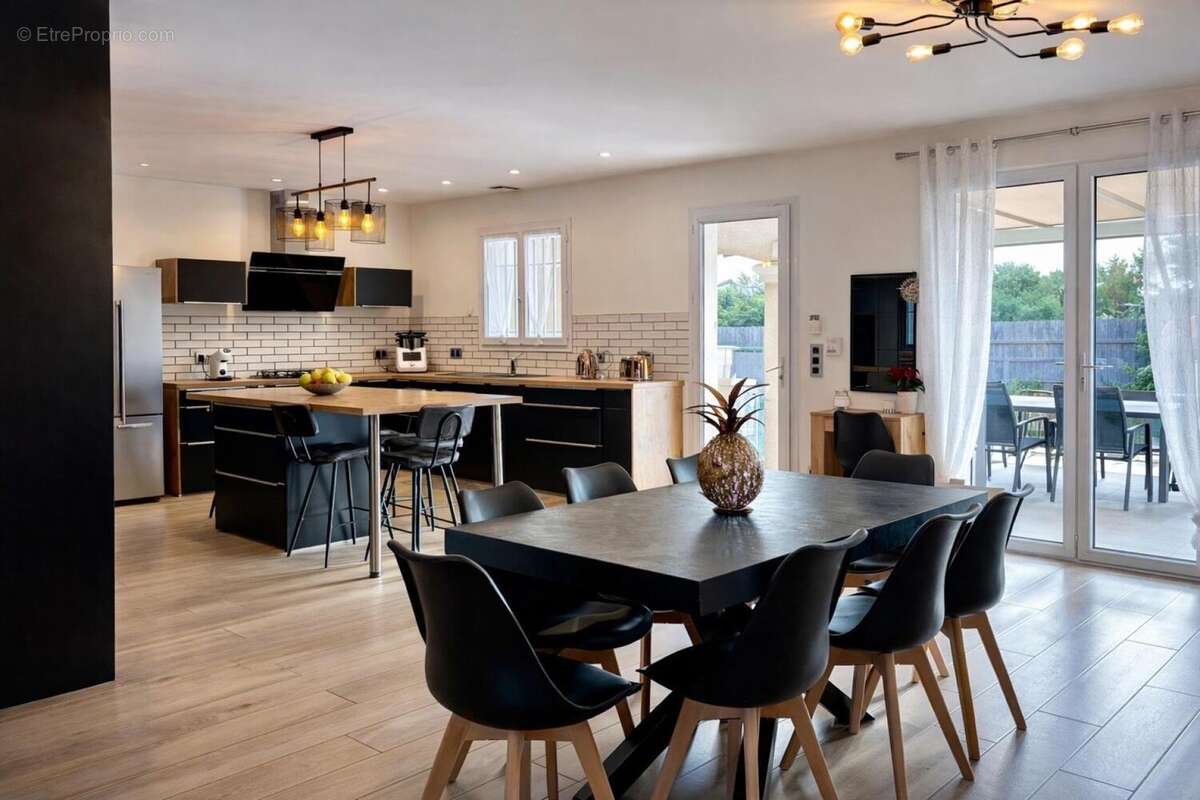 Photo 6 - Maison à LE MUY