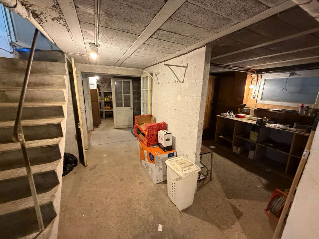 Maison 2 chambres + garage - dependance - terrain - photo 21