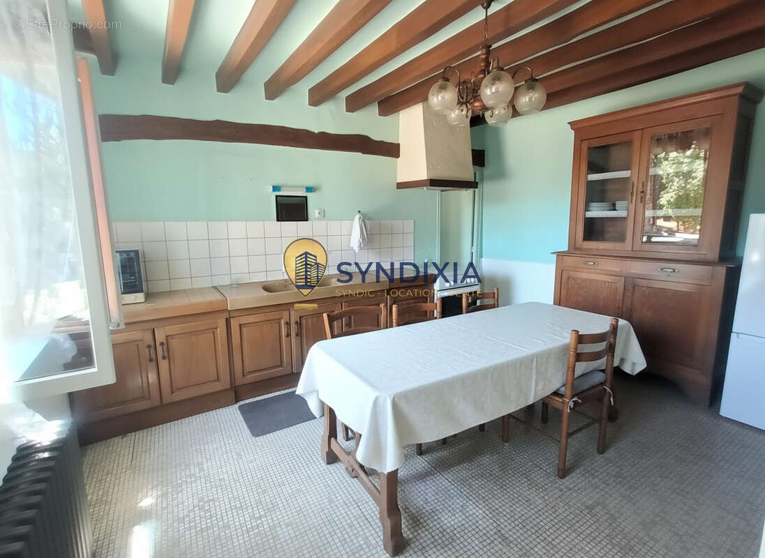 Maison type ferme avec dépendances - photo 3