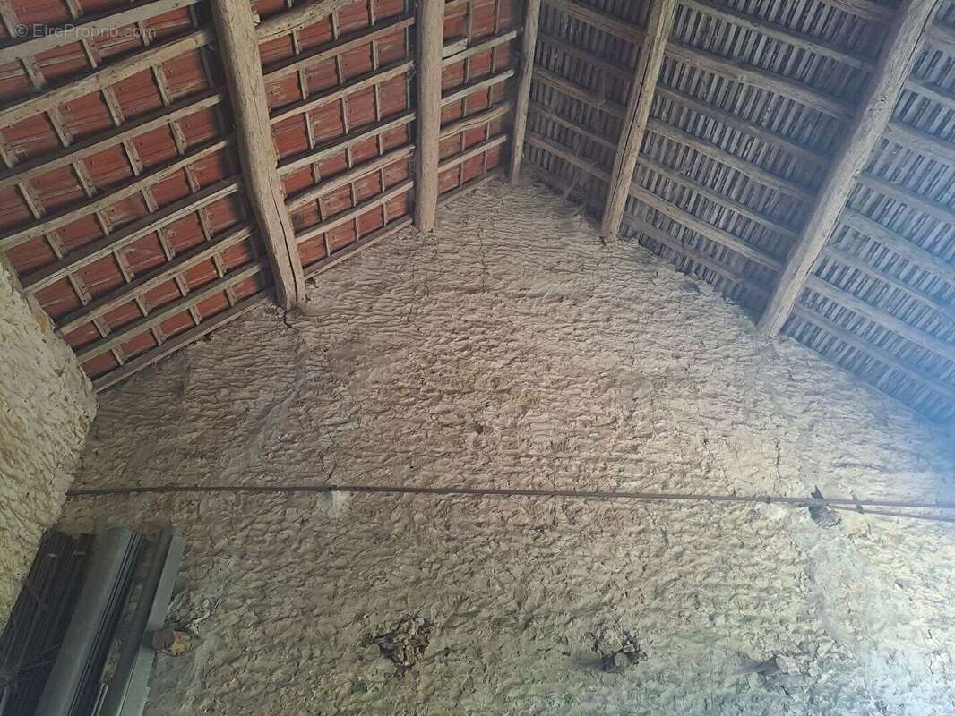 Maison à SAINT-ESCOBILLE