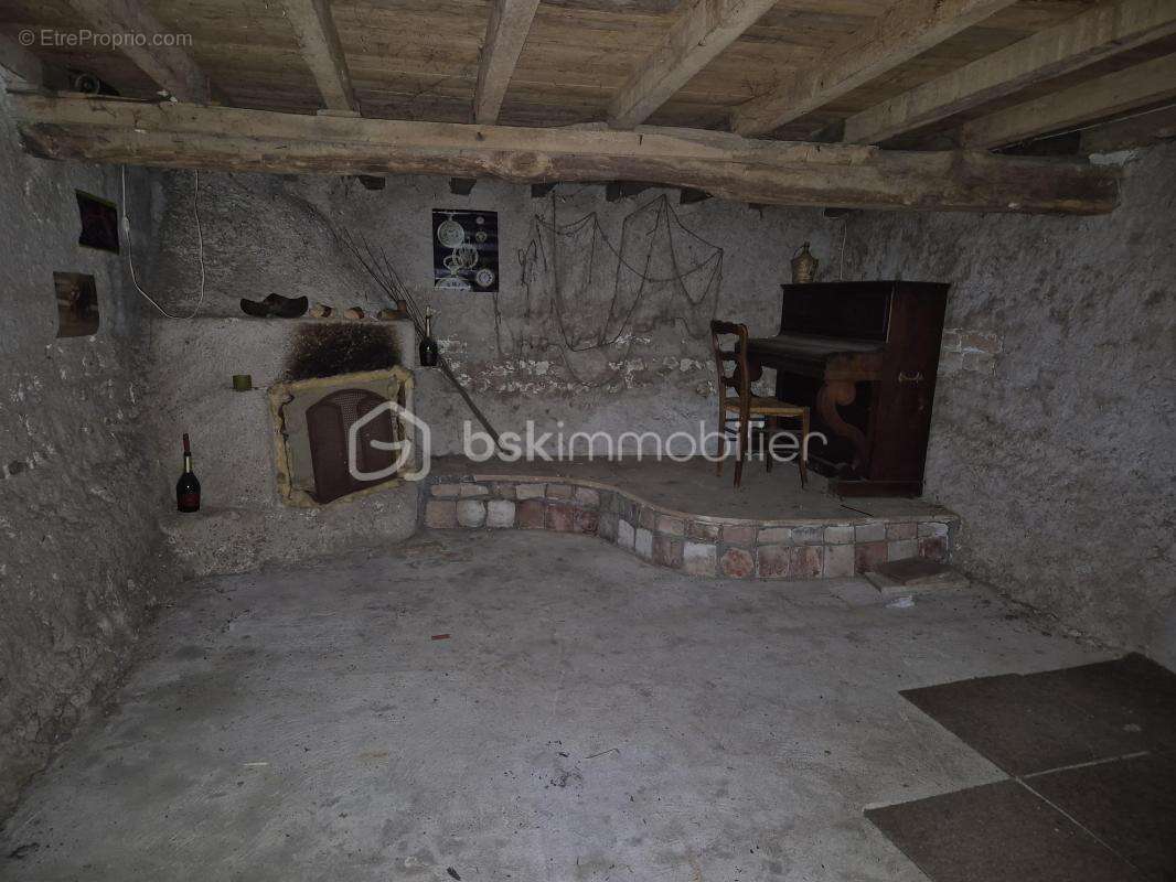 Ancienne ferme avec terrain - photo 17