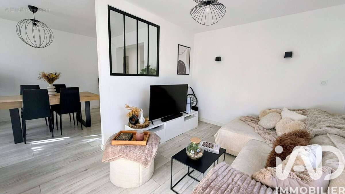 Photo 2 - Appartement à OLLIOULES