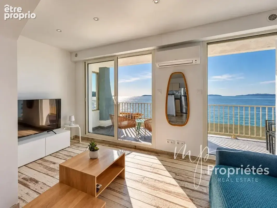 Exclusivite - à vendre le lavandou  – appartement 3 pièces – vue mer panoramique – accès direct à la plage - photo 3