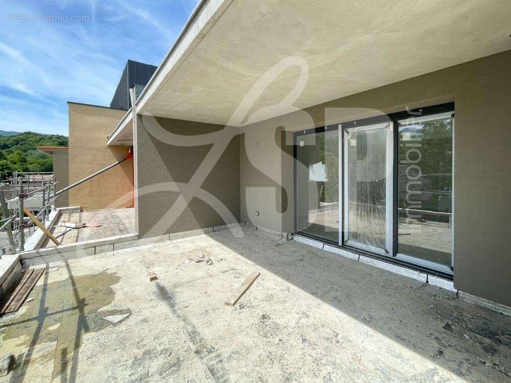 Appartement T3 neuf (C003)