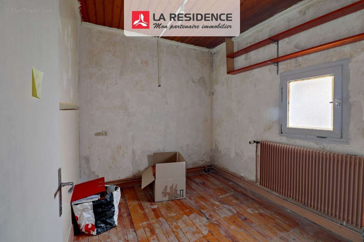 Maison à NEUVILLE-SUR-OISE