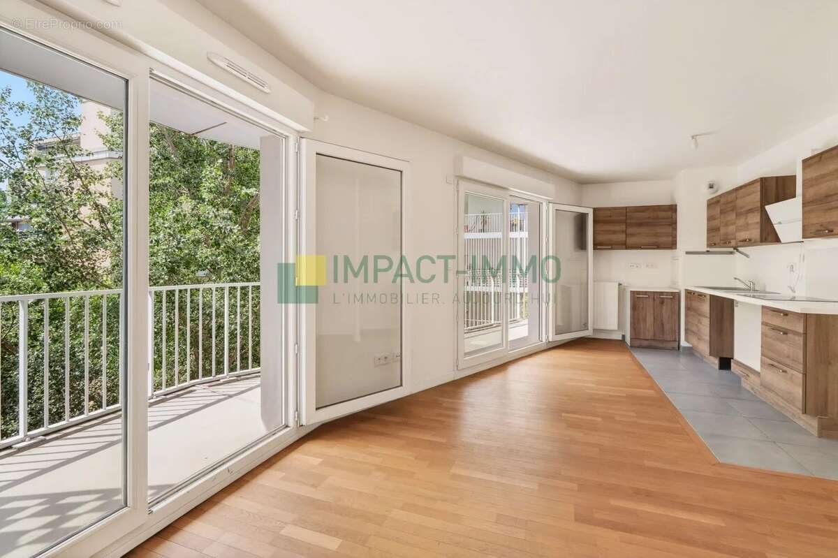 Appartement à CLICHY
